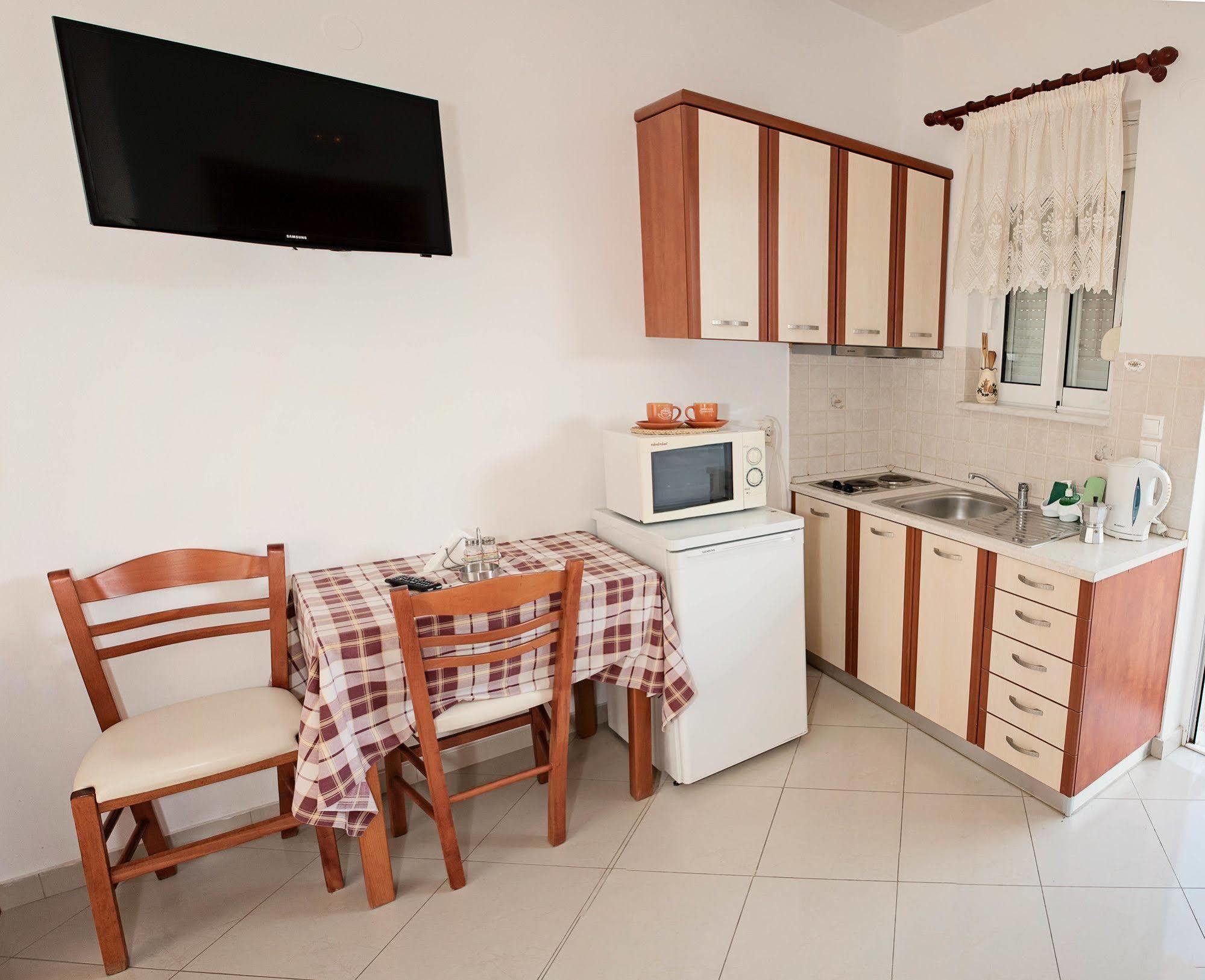 Nephele Apartments Faliraki Dış mekan fotoğraf